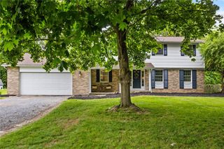 1623 Bridgeboro Drive, Webster, NY 14580