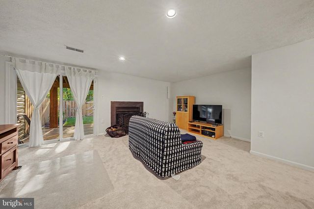 7315 STREAM WAY, Springfield, VA 22152