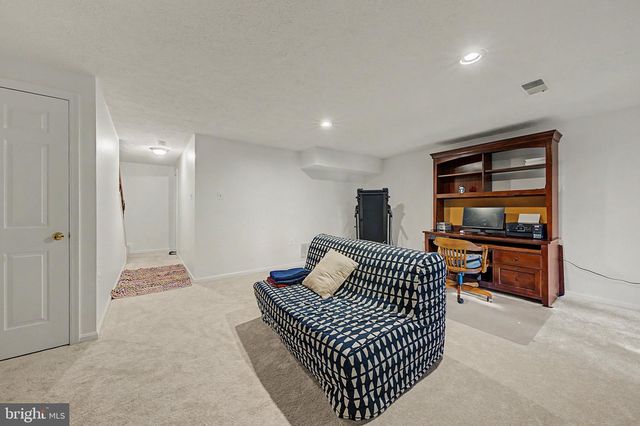 7315 STREAM WAY, Springfield, VA 22152