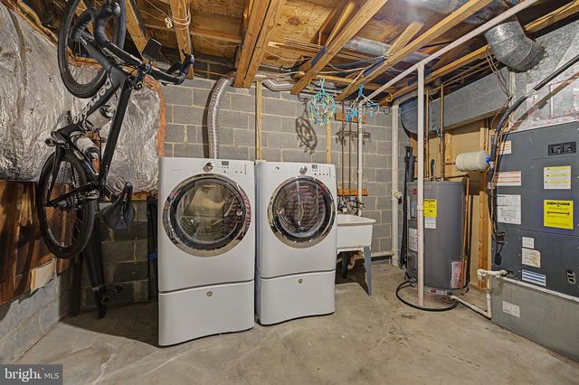 7315 STREAM WAY, Springfield, VA 22152