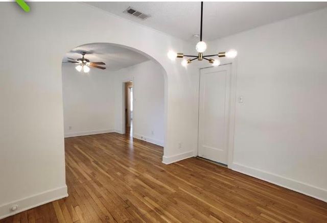 1400 W 13th ST, Austin, TX 78703