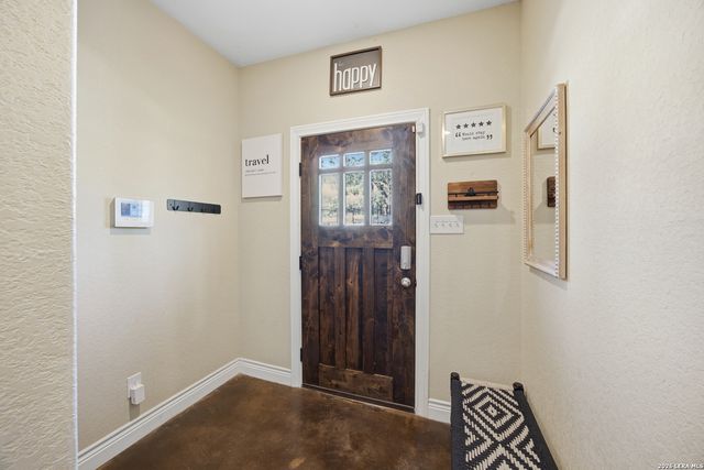1748 LAKESHORE DR, Canyon Lake, TX 78133