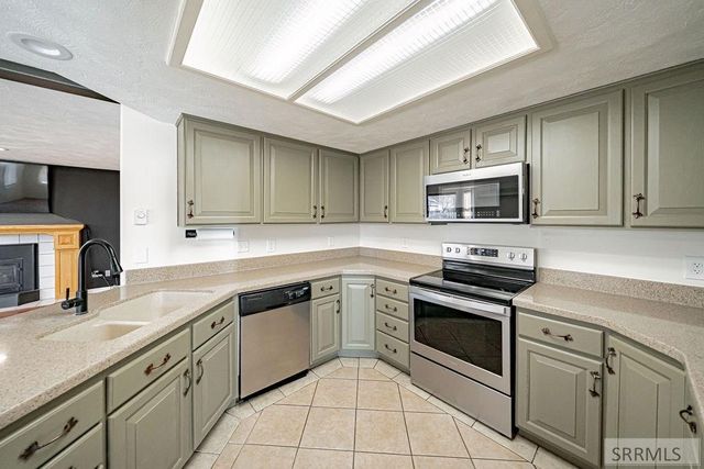 2678 Galway Circle, Idaho Falls, ID 83404