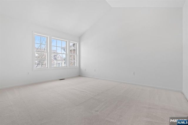 26 Birchwood Lane, North Haledon, NJ 07508