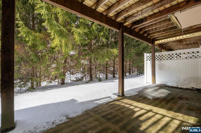 26 Birchwood Lane, North Haledon, NJ 07508