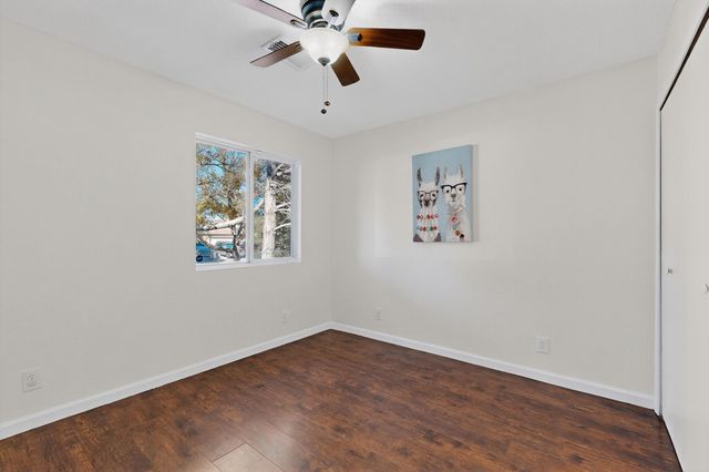 616 Sedona Meadows Drive NE, Rio Rancho, NM 87144