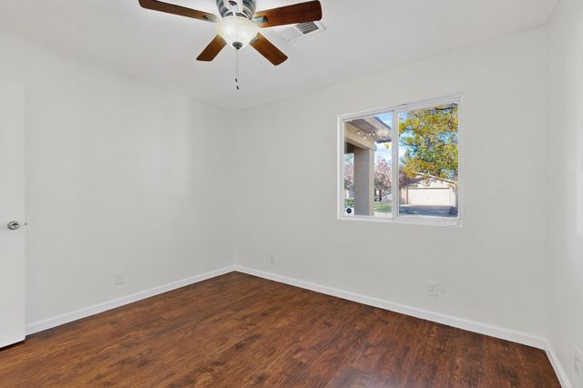 616 Sedona Meadows Drive NE, Rio Rancho, NM 87144