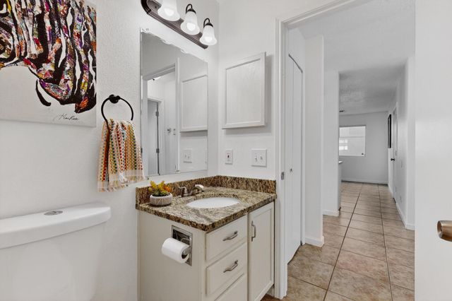 616 Sedona Meadows Drive NE, Rio Rancho, NM 87144