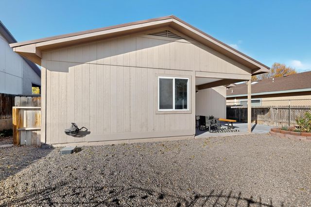 616 Sedona Meadows Drive NE, Rio Rancho, NM 87144