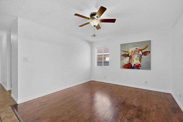 616 Sedona Meadows Drive NE, Rio Rancho, NM 87144
