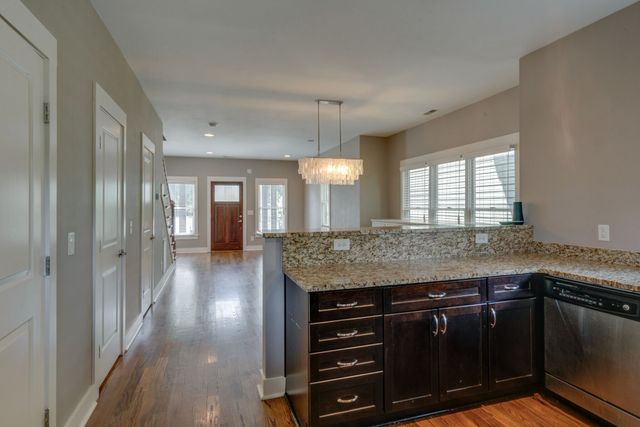 336 Sylvan Park Ln, Nashville, TN 37209