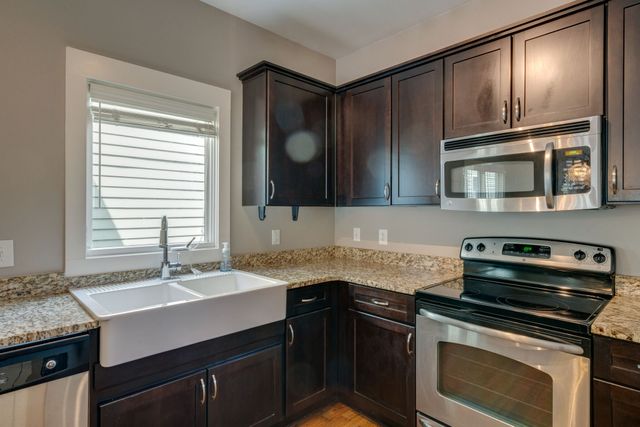 336 Sylvan Park Ln, Nashville, TN 37209