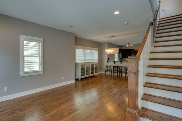 336 Sylvan Park Ln, Nashville, TN 37209