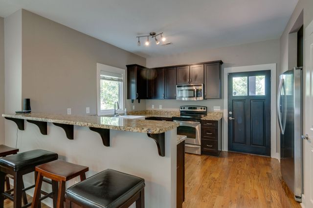 336 Sylvan Park Ln, Nashville, TN 37209