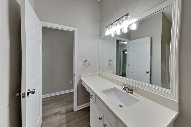 2070 Charleston Oak Circle, Lawrenceville, GA 30043