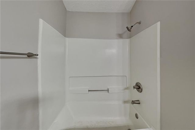 2070 Charleston Oak Circle, Lawrenceville, GA 30043