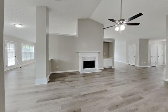 2070 Charleston Oak Circle, Lawrenceville, GA 30043
