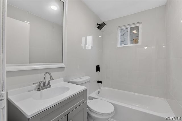 83 Montana Avenue, Buffalo, NY 14211