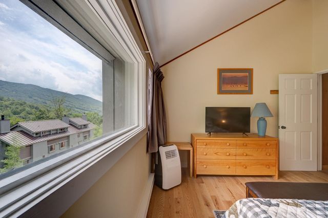 8 Granite Rd Unit 2, Lincoln, NH 03251