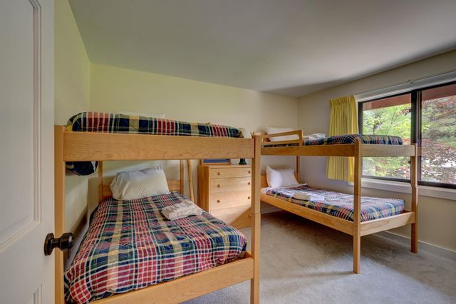 8 Granite Rd Unit 2, Lincoln, NH 03251