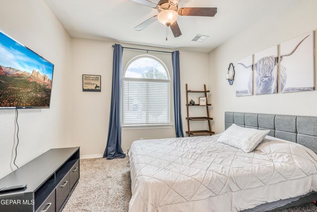 5945 HIDDEN ACRES Drive, El Paso, TX 79924