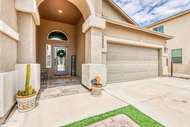 5945 HIDDEN ACRES Drive, El Paso, TX 79924