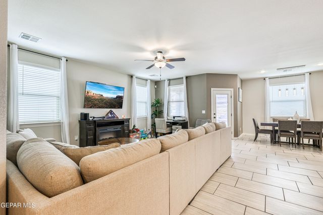 5945 HIDDEN ACRES Drive, El Paso, TX 79924
