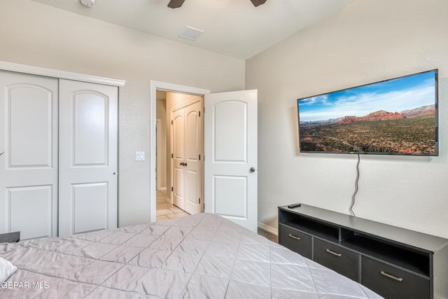 5945 HIDDEN ACRES Drive, El Paso, TX 79924