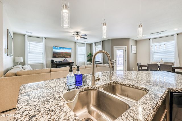 5945 HIDDEN ACRES Drive, El Paso, TX 79924