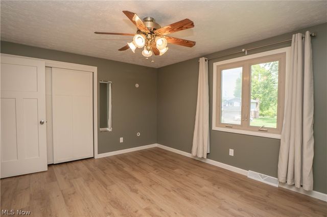 5251 Tanglewood Drive NE, Louisville, OH 44641