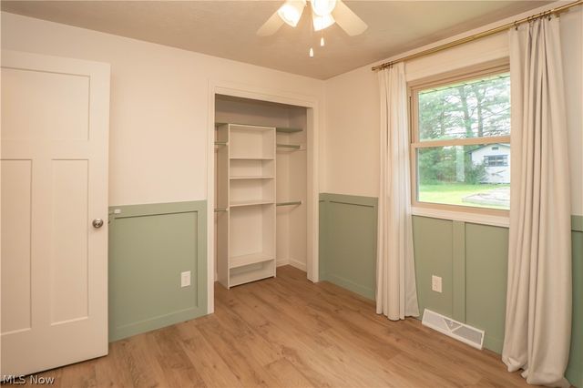 5251 Tanglewood Drive NE, Louisville, OH 44641