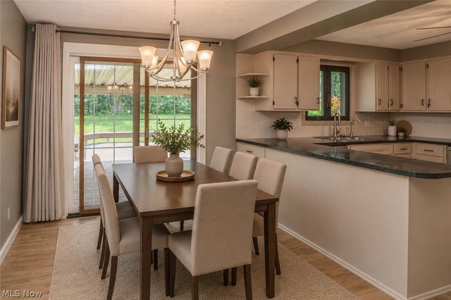5251 Tanglewood Drive NE, Louisville, OH 44641