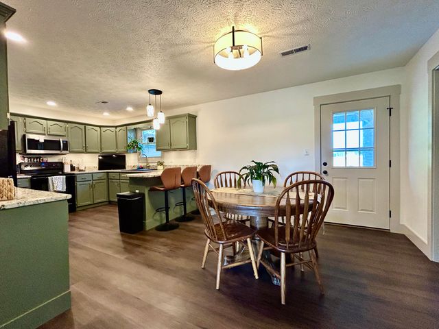 32 Lynns Way, Somerset, KY 42503