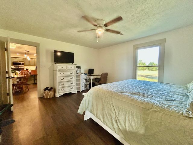 32 Lynns Way, Somerset, KY 42503