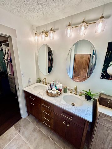 32 Lynns Way, Somerset, KY 42503