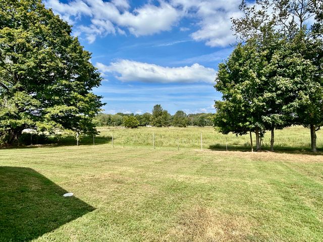 32 Lynns Way, Somerset, KY 42503
