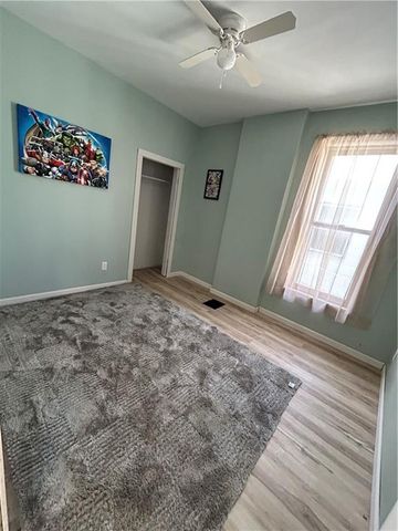 727 S 10th Street, St Joseph, MO 64501