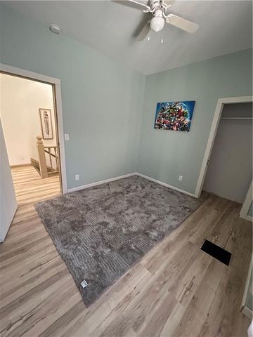 727 S 10th Street, St Joseph, MO 64501