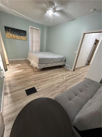 727 S 10th Street, St Joseph, MO 64501