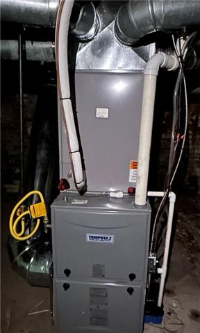 727 S 10th Street, St Joseph, MO 64501