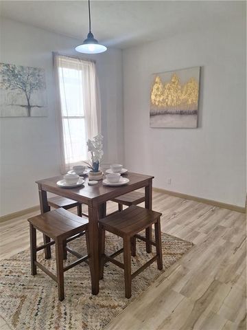 727 S 10th Street, St Joseph, MO 64501