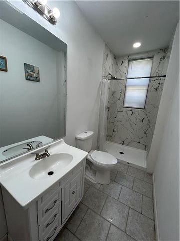 727 S 10th Street, St Joseph, MO 64501