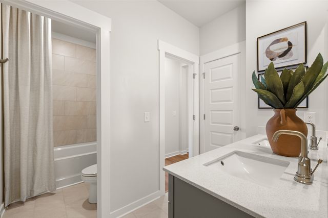 427 Mclemore Ridge, Clarksville, TN 37043