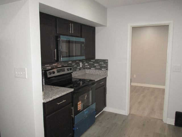 1760 E Sycamore Street, Columbus, OH 43206