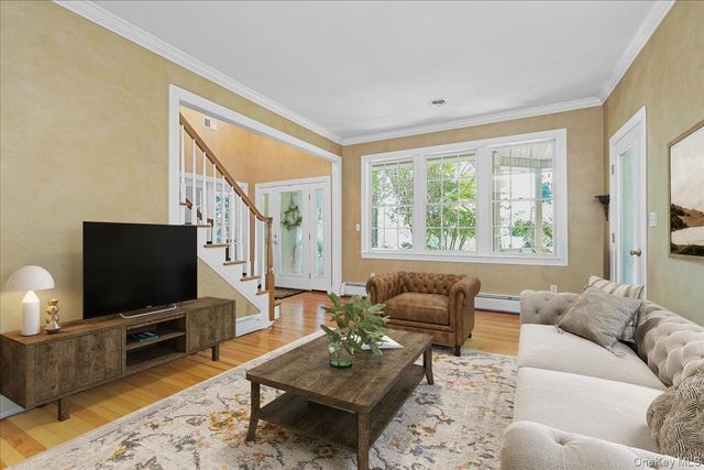 32 Somerset Lane, Warwick, NY 10990