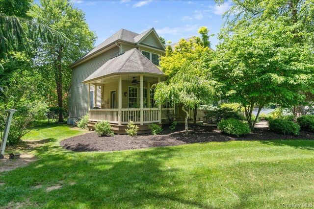 32 Somerset Lane, Warwick, NY 10990