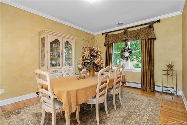 32 Somerset Lane, Warwick, NY 10990