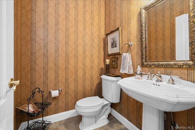 32 Somerset Lane, Warwick, NY 10990