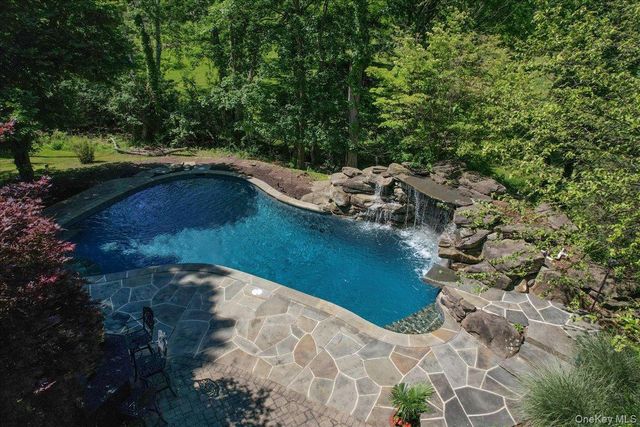 32 Somerset Lane, Warwick, NY 10990