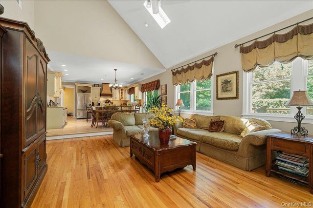 32 Somerset Lane, Warwick, NY 10990